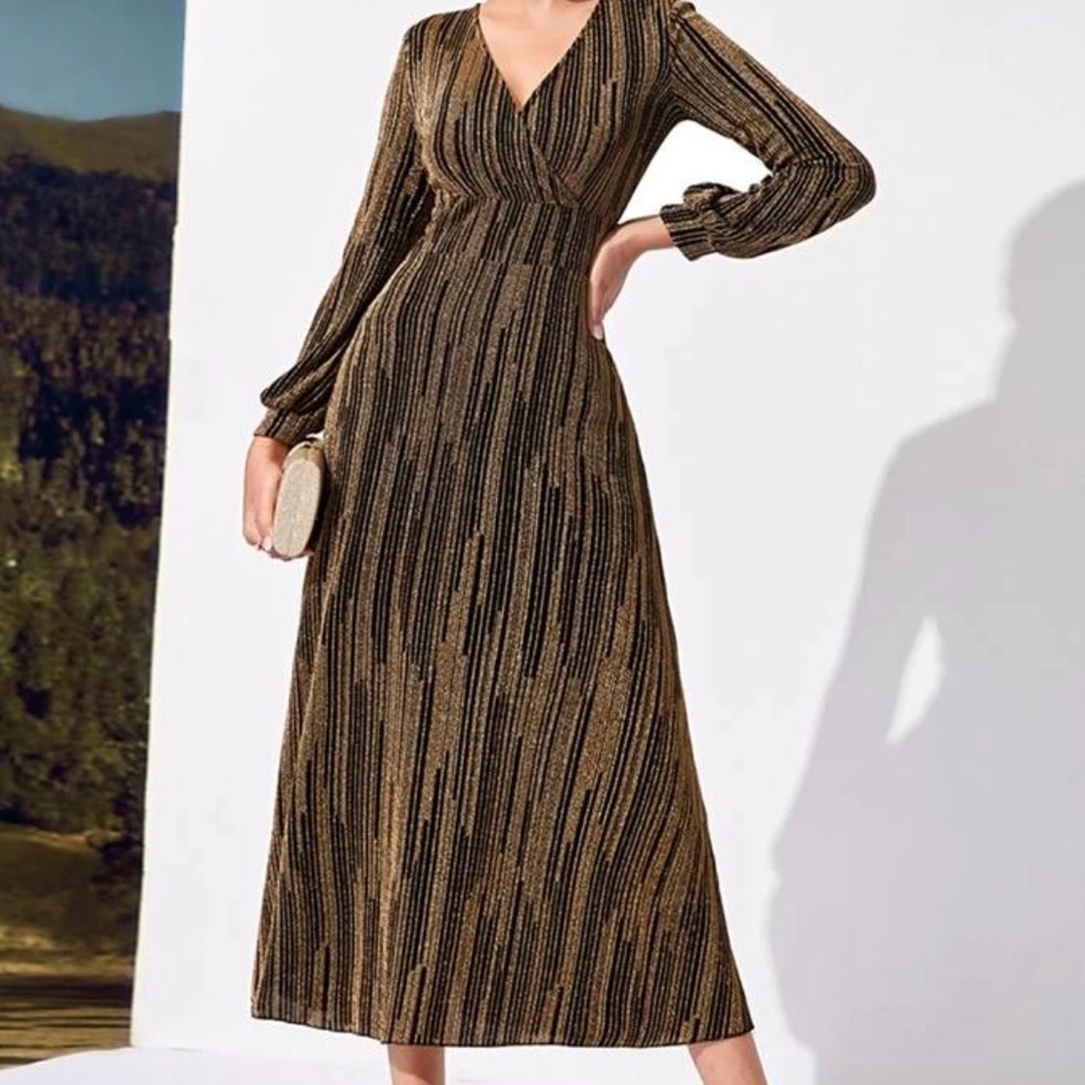 Elegant Black and Gold Women's Dress